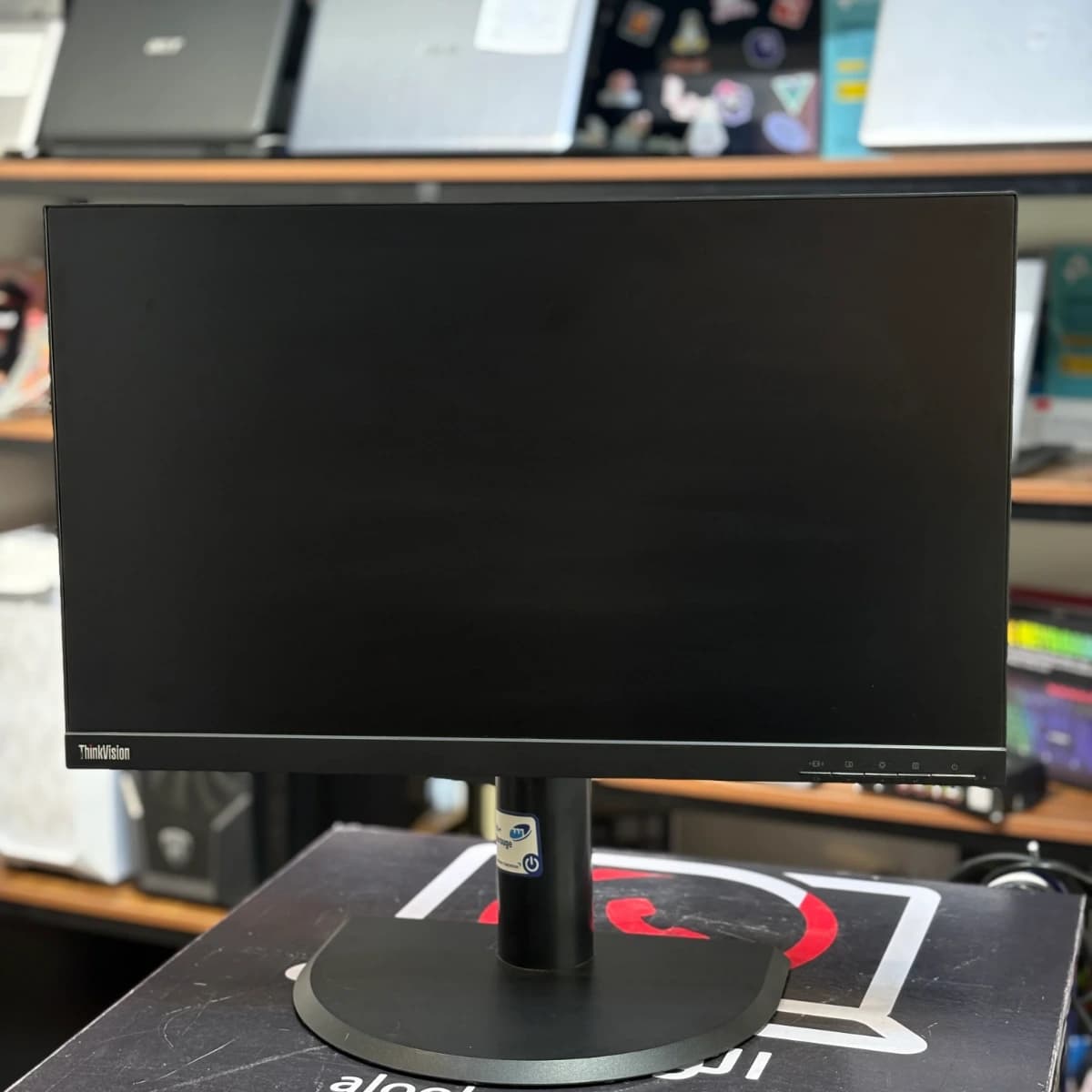 مانیتور لنوو 24 اینچ lenovo thinkvision t24i-10