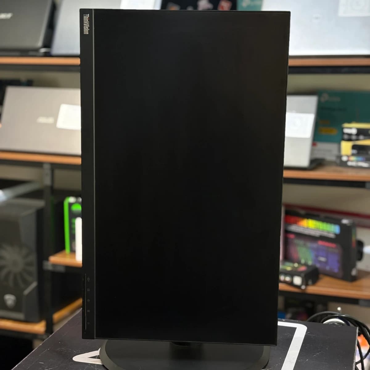 مانیتور لنوو 24 اینچ lenovo thinkvision t24i-10 - 2